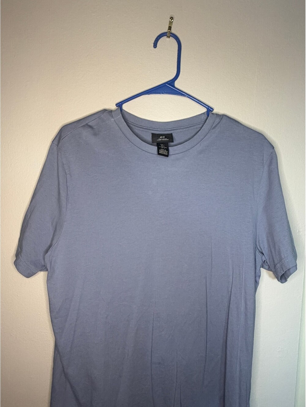 H and M women's lavender short sleeve T shirt